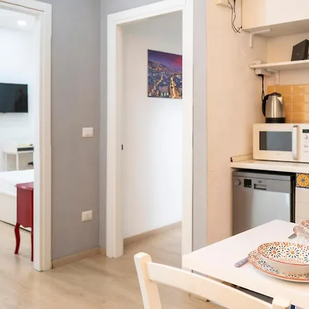 O' Panaro Ai Spagnoli By Wonderful Italy * 那不勒斯